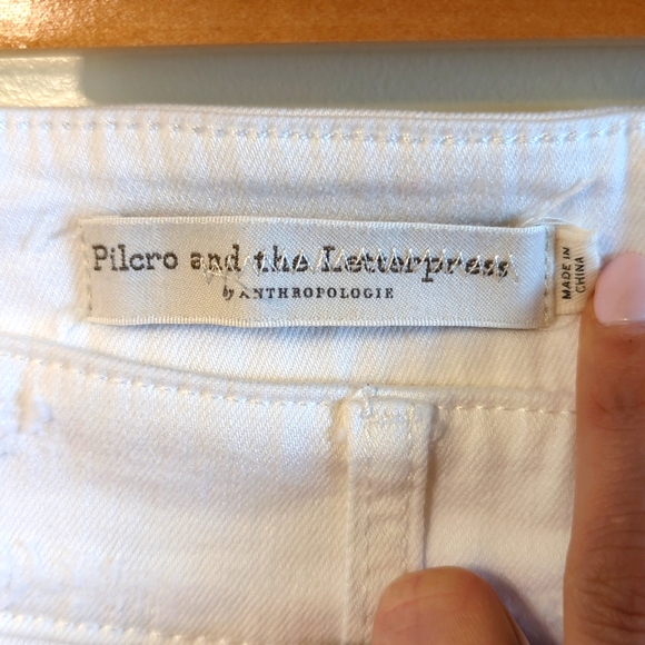 Pilcro and the Letterpress from Anthropologie White Slim Boyfriend Shorts - Picture 5 of 11